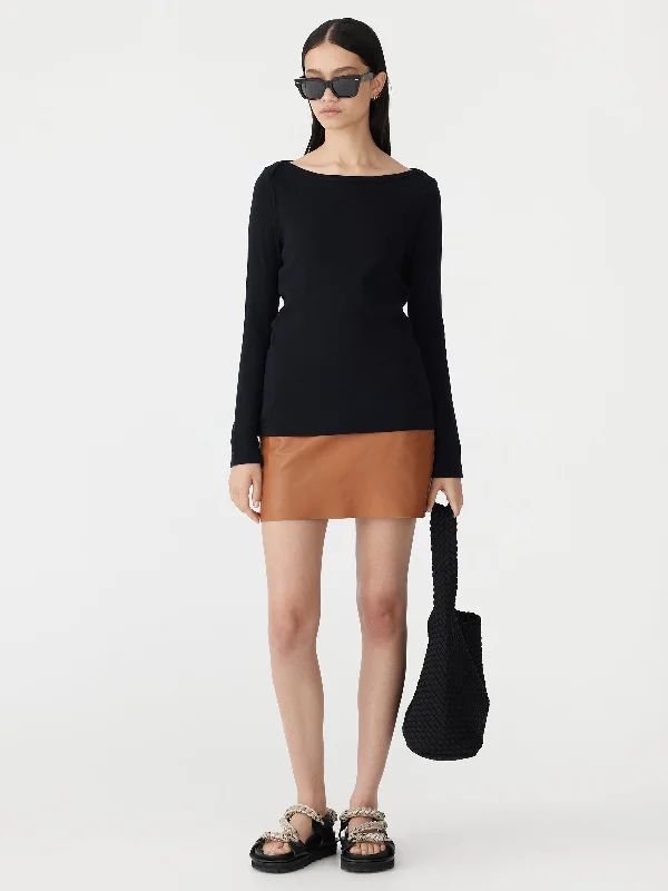 raw detail leather mini skirt silk skirt luxurious
