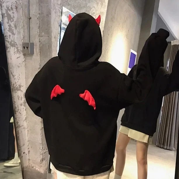 Aesthetic Y2K Vintage Women Devil Horn & Wing Print Oversized Kawaii Style Hoodie For Women Hoodie with Lining Warm Insulated Aesthetic Y2K Vintage Women Devil Horn & Wing Print Oversized Kawaii Style Hoodie For Women Hoodie with Lining Warm Insulated