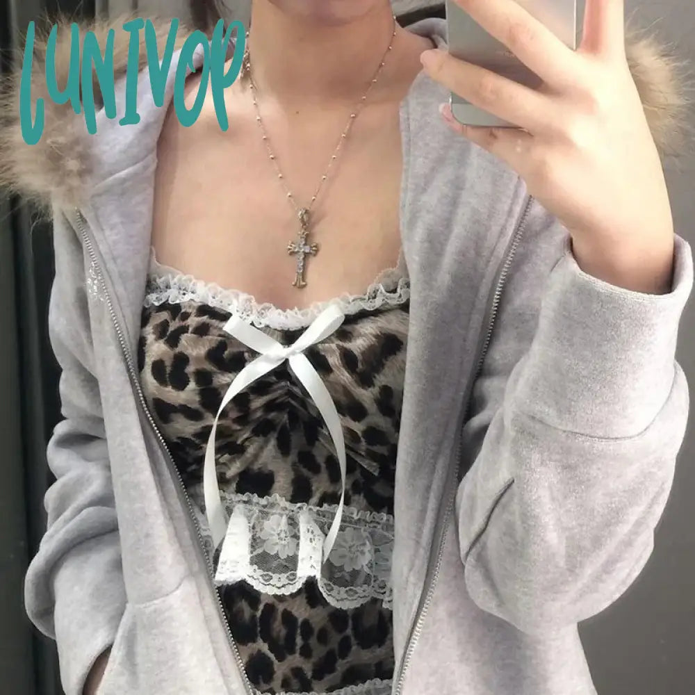 Lunivop Woman Old Money Camisole Maillard Tank Ballet Core Top Halter Coquette Top Bustier French Elegance Corset Gyaru Top Patchwork mint tank top Lunivop Woman Old Money Camisole Maillard Tank Ballet Core Top Halter Coquette Top Bustier French Elegance Corset Gyaru Top Patchwork mint tank top
