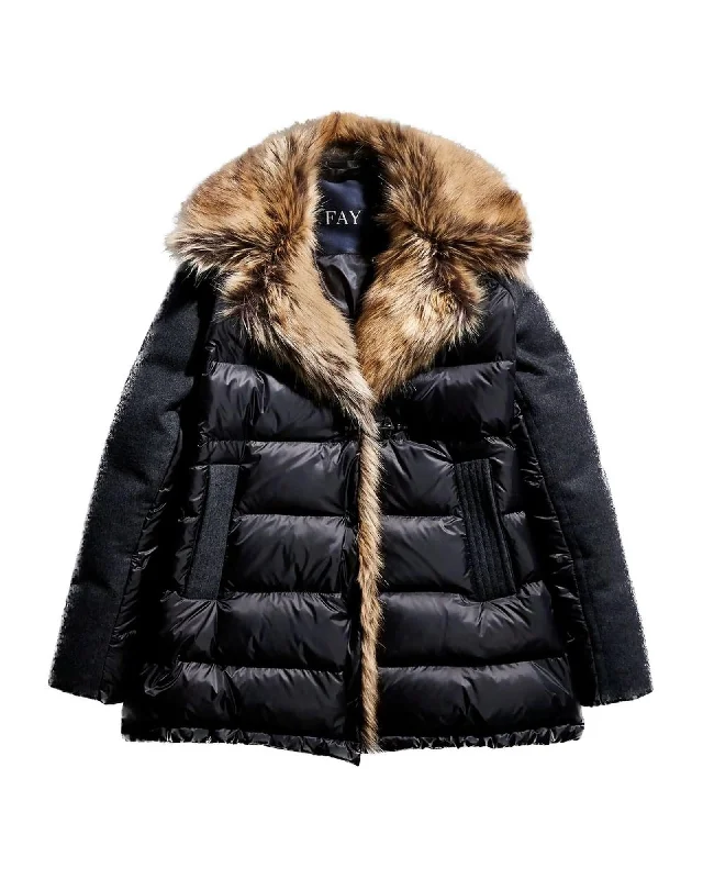 Fay Ultra Light Quilted Down Jacket with Faux Fur Lapels Ribbed Jacket Pleated Jacket Ruffled Jacket Fay Ultra Light Quilted Down Jacket with Faux Fur Lapels Ribbed Jacket Pleated Jacket Ruffled Jacket