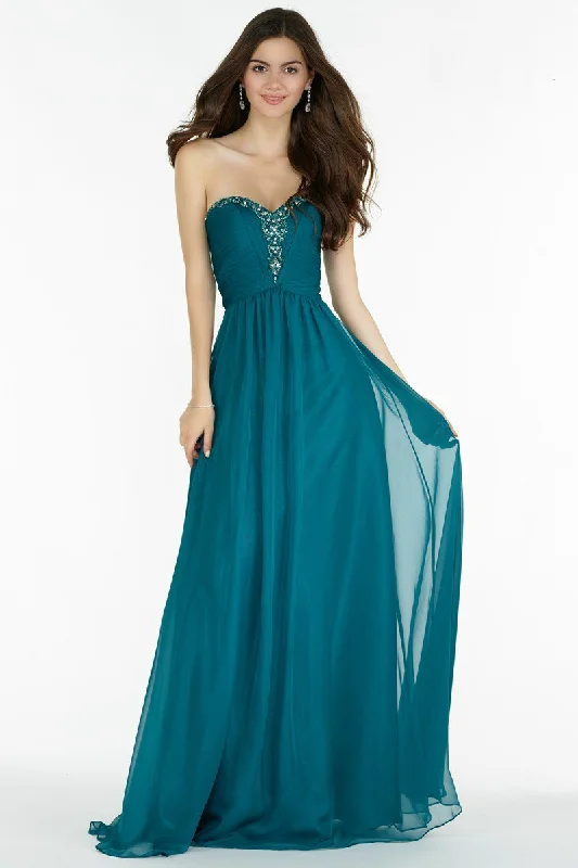 Alyce Paris - Strapless Ruched A-Line Evening Dress 8022 - 1 pc Emerald in Size 10 Available Tunics Versatile stylish Alyce Paris - Strapless Ruched A-Line Evening Dress 8022 - 1 pc Emerald in Size 10 Available Tunics Versatile stylish