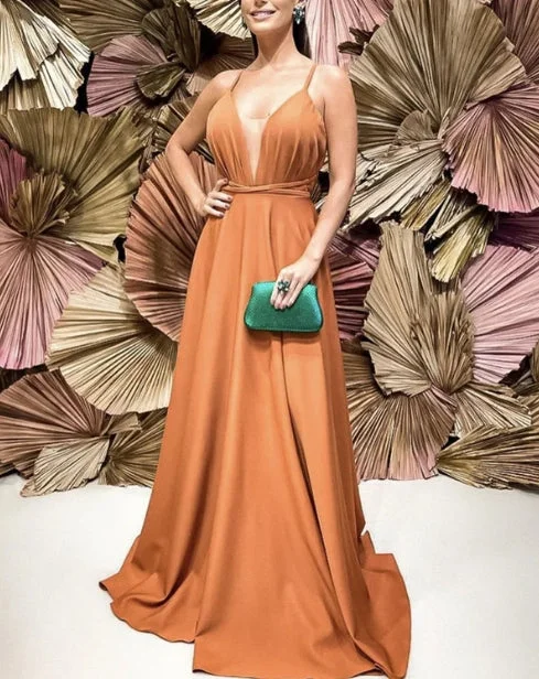 Plunge Neck Open Back Bridesmaid Dresses Long A-Line Evening Dresses Turtleneck Neckline Stylish Plunge Neck Open Back Bridesmaid Dresses Long A-Line Evening Dresses Turtleneck Neckline Stylish