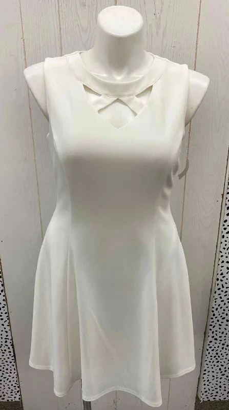 Alyx Cream Womens Size 14 Dress