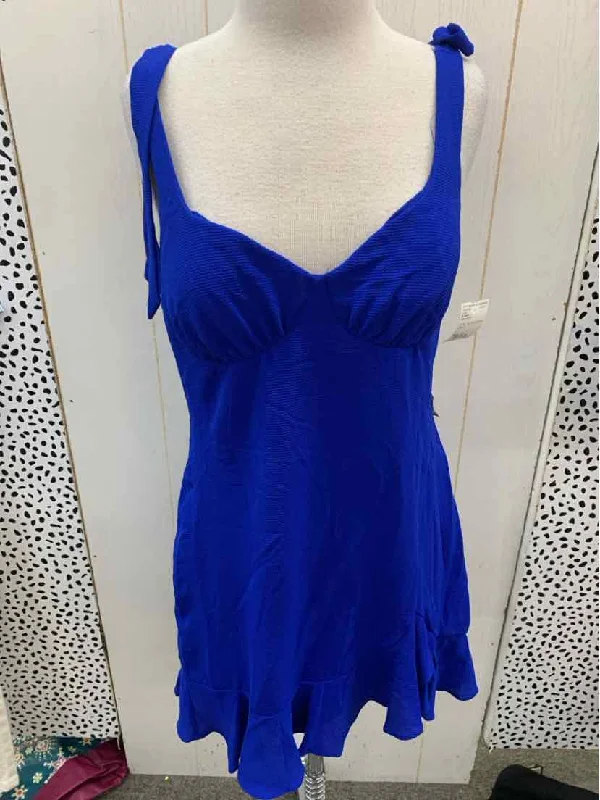 B. Smart Blue Junior Size 11 Dress
