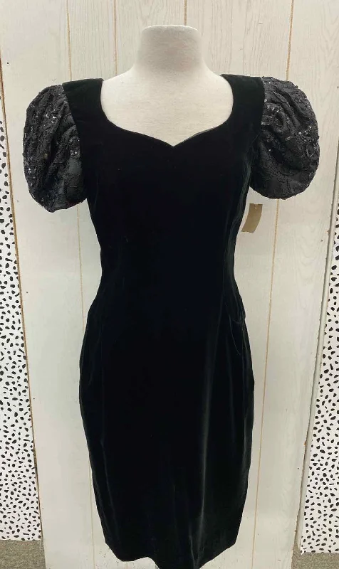 Black Womens Size 6 Dress