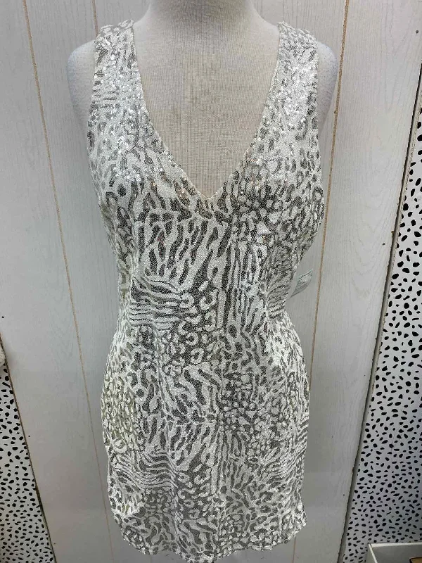Forever 21 Silver Womens Size 8/10 Dress