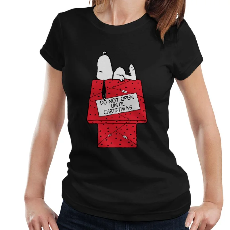 Peanuts Snoopy Do Not Open Until Christmas Day Women's T-Shirt Machine Wash Dry Clean Hand Wash Peanuts Snoopy Do Not Open Until Christmas Day Women's T-Shirt Machine Wash Dry Clean Hand Wash