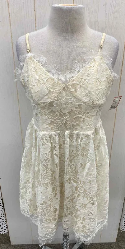 Shein Cream Womens Size 6 Dress